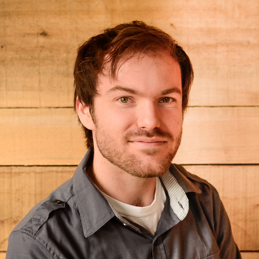 Jonathan Hinton headshot